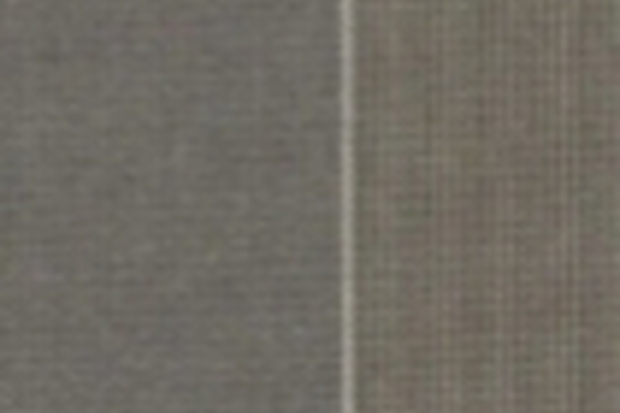 D325